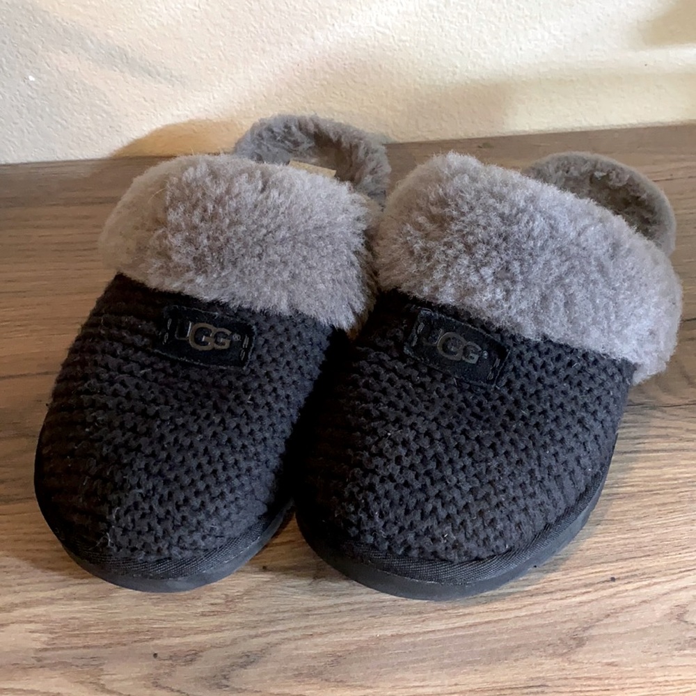 Women’s Ugg slippers